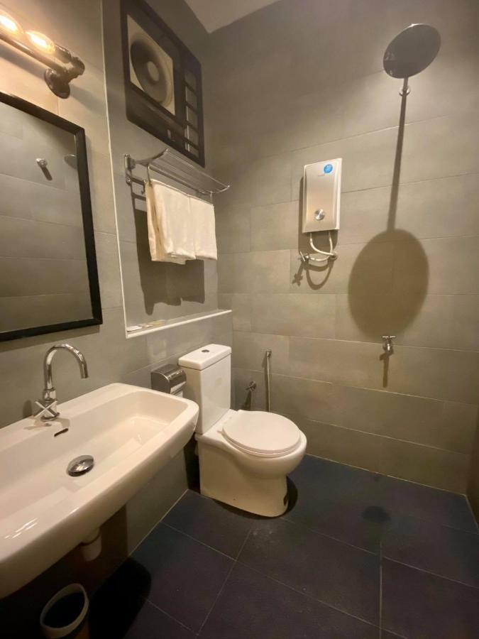 Wan Loong Hotel Pontian Kecil Exteriér fotografie